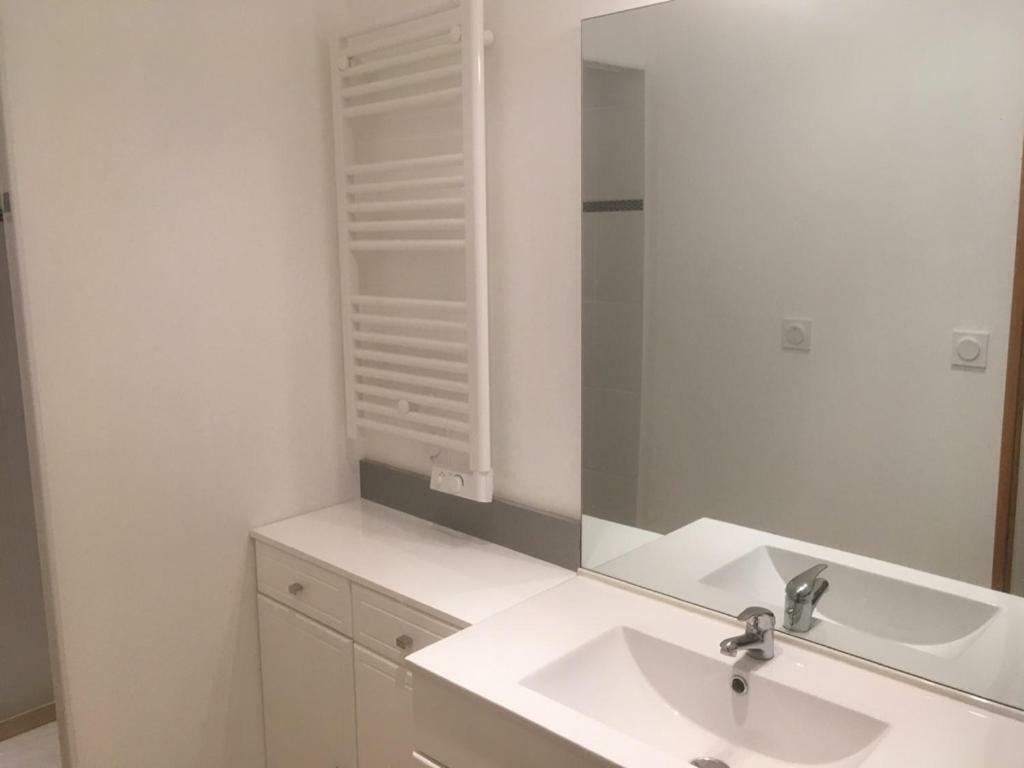 Du Serre De Boudre Climatise, Permanent Apartment